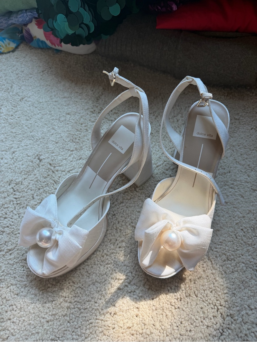 Dolce Vita Ivory Bow Heeled Sandals with Pearl Accent